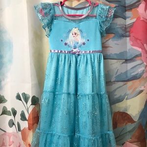 Frozen nightgown